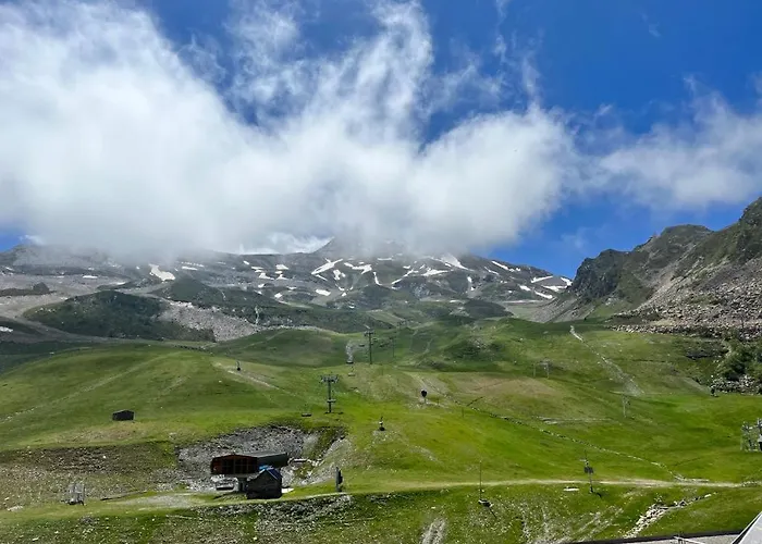 Piau Engaly, Plein Sud Avec Vue Sur Les Pistes A 50 M, Coeur De Station *